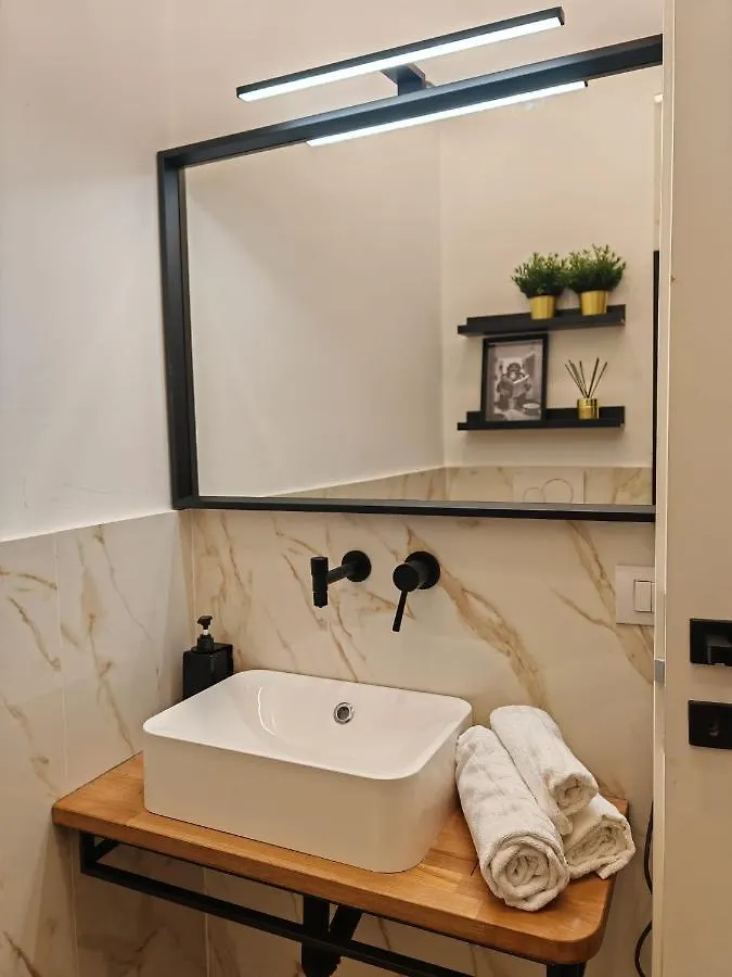 Domus Aldini Apartment Rome Italy
